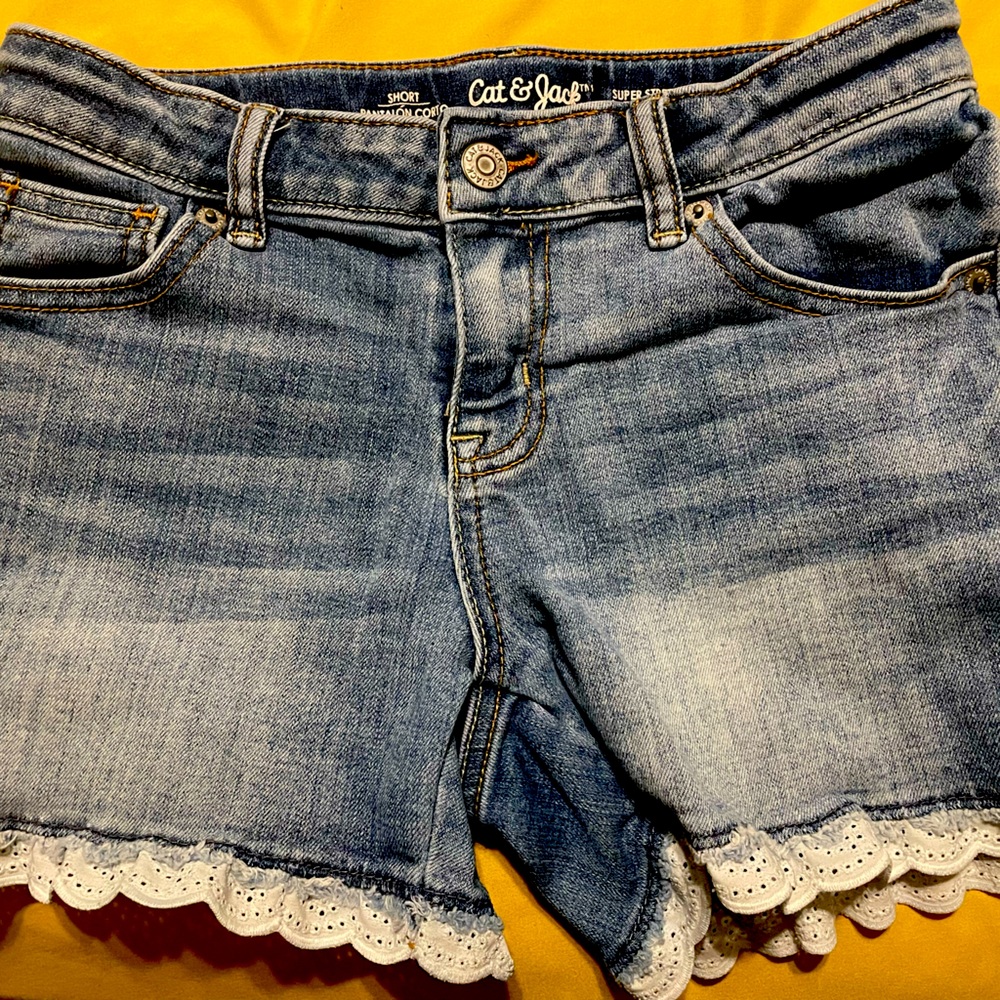 10/12 girls shorts Cat and Jack